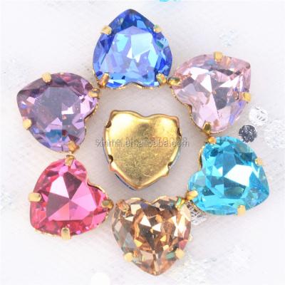 China Flatback Best Quality Rhinestone With Gold Claw Setting Sapphire Color 10mm Heart Shape for sale