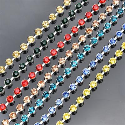 China Craft Embellishment Flatback SS16 4mm Crystal Silver Metal Trim Sewing Wedding Dress Shoes Decoration Rhinestone Cup Chain for sale