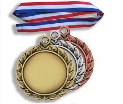 China Blank Europe Custom Die Casting Souvenir Metal Medal Of Honor With Ribbons for sale