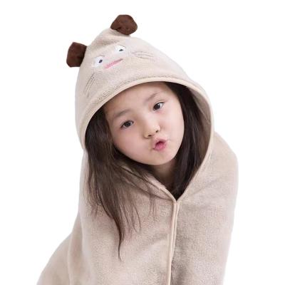 China Hypoallergenic Cartoon Designs Fleece Baby Hooded Blanket Baby Towels Coral Towel for sale