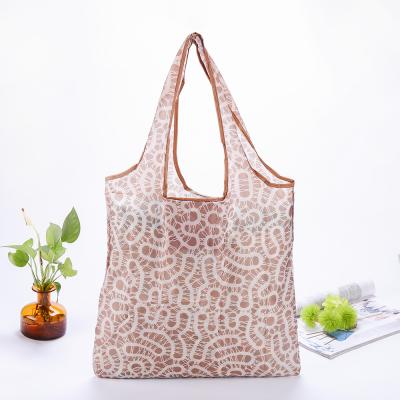 China Fashion Customized Shopping Bags Reusable Foldable Portable Tote Shopping Bag With Logo Printing for sale