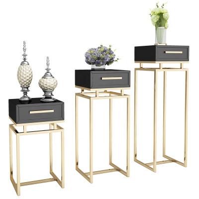 China Modern Wholesale Metal Corner Plant Wall Decorative Flower Stand for sale