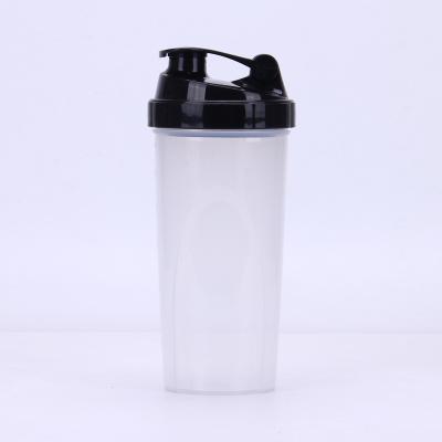 China 700ML Stocked Single Wall PP Plastic Shaker Bottle Tumbler With Lid for sale