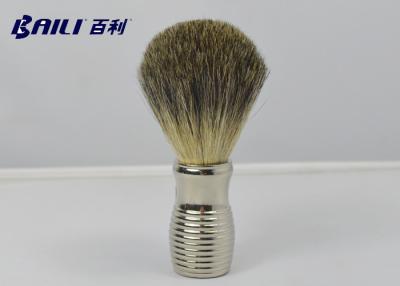 Chine Noeud légèrement défectueux 22mm de brosse de rasage de cheveux de blaireau de Silvertip de poignée à vendre