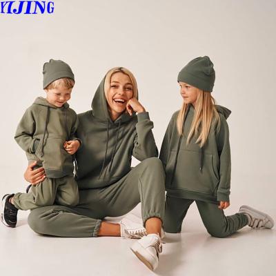 China Anti-pilling Women's Custom Matching Sweatsuit Oversized Sweatsuits With Joggers Kids Hoodie Family Matching Outfits for sale