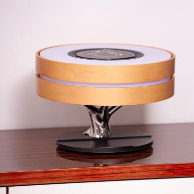 China Modern Luxury QI Wireless Charging Mesun Wireless Charger Led Table Lamp 10w Music Speaker Bedside Desk Lamp for sale