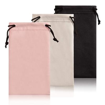 China Recyclable Customized logo pink velvet jewelry pouch suede Microfiber glasses black velvet drawstring bag for sale