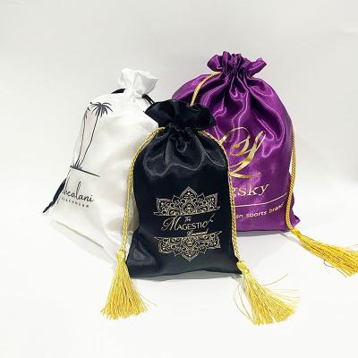 China Draswing Custom Gold Luxury Thick Silk Satin Drawstring Bundle Dust Hair Extension Bag With Logo Printing for sale