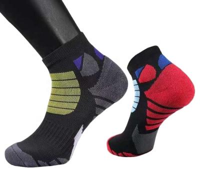 China Breathable Cotton Socks With Towel Thickened Insoles For Men Running Socks To Absorb Sweat And Deodorize Medium Hose Sports Socks for sale