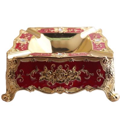 China Smokeless Boutique Factory Price Vintage Smoking Holder Exquisite Engraved Fancy Ashtray Ashtray for sale