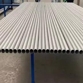 China Tubo de aço inoxidável ASTM 420 sem costura laminado a frio 3000 mm à venda