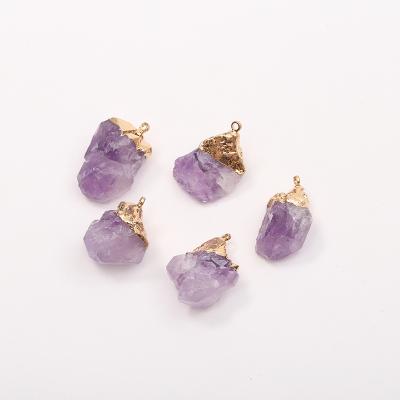 China Vintage New Design Natural Amethyst Charming Ornaments Gold Plated Silver Plated Crystal Stone Pendant Accessories for sale