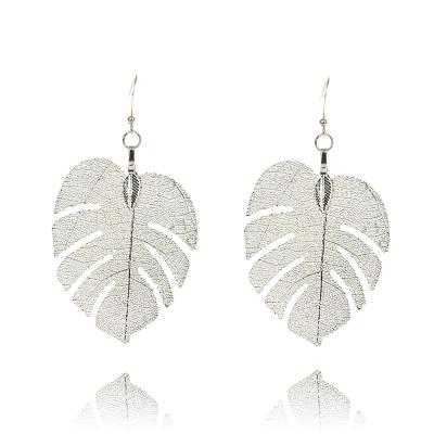 China 2019 New Santa CLASSIC Arca Stain Wholesale Exaggerated Temperament Tortoise Leaf Chandelier Earrings Stud Real Leaf Earrings For Women for sale