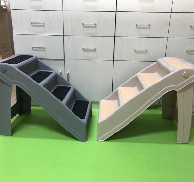 China GIBBON Sustainable Pet Plastic Folding Steps , 4 Step Portable Pet Stairs for sale