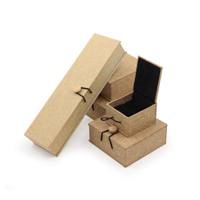 China Wholesale Customized Color Jewelry Packaging Canvas Ring Box Vintage Square Recyclable MDF Board Necklace Case for sale