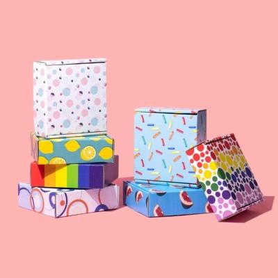 China Best Luxury Fashion Home Materials Recycled Design and Size Hard Cardboard Gift Box Recycled Custom Printing Corrugated Cardboard Box for Clothing for sale