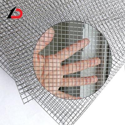 China 1/2 X 1 1 X 1 Saldado en caliente malla de alambre de hierro galvanizado de 16 gauge agujero eléctrico cuadrado en venta