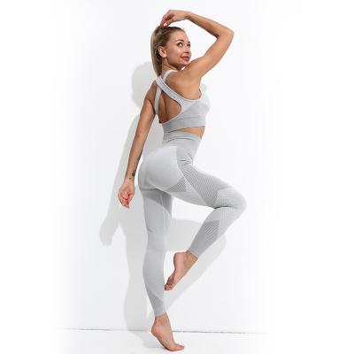 China Antibacterial Seamless Quick Dry High Tight Hip Lift Stretch Hip Waist Suit Seamless Yoga Set for sale