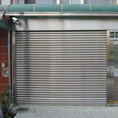 China Industrial Rolling Metal Roller Shutters Stainless Steel Rolling Door for sale