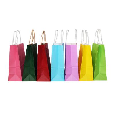 China Custom Gift Paper Bag Recyclable Recycled Packaging Gift Shopping Paper Bag for sale