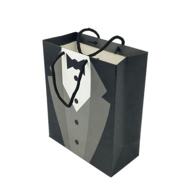 China Recyclable Factory Custom Paper Garment Bags Packing Man's Clothing Bags Men's Suit Storage Bags for sale