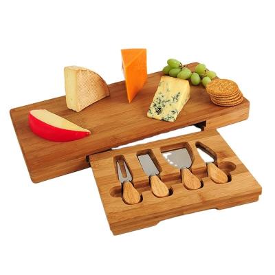 China Custom Sustainable Kitchen Cutting Board Natural Bamboo Charcuterie Cheese Board Set for sale