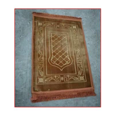 China The modern comfortable Muslim prayer rug does not need to be washed, dirt and abrasion resistant and used for living room decoration for sale