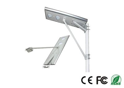 China High Efficiency Solar Led Street Light Outdoor Waterproof 35000Mah Battery for sale