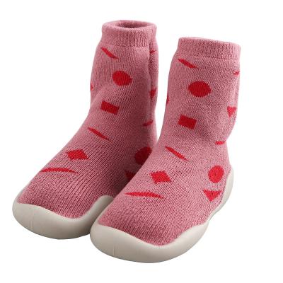 China A-690 Antibacterial Thickened Toddler Kids Shoe Rubber Socks Floor Baby Terry Warm Socks Unisex Shoes for sale