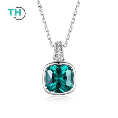 China Hot Saling Square Fashion Romantic Set Clavicle Chain Green Gemstone 925 Sterling Silver Necklace for sale