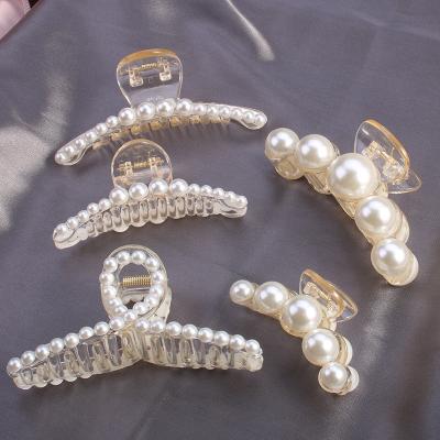 China Hair Decoration INS Best Selling Retro Elegant Imitation Pearl Hair Claw Clips For Hair Accessories Women for sale