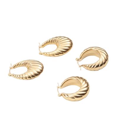 China Wholesale 2021 PVD Cavity Crescent Stainless Steel Gold Plated Lead Free Nickel Free Hoop Earring Trendy Earring Design Jewelry for sale