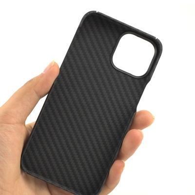 China Shockproof Full-Rang Protective Design For iPhone 13 Pro Aramid Fiber Max 100% Pure Carbon Fiber Mobile Case for sale