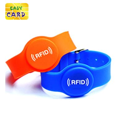 China High quality silicone/Fabric/PVC/Paper cheap made in china customized rfid silicone wristband/wristbands for sale