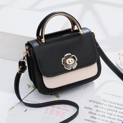 China Fashion Wholesale 2021 Ladies Collision Color The New Clip Florets Lock Women Bag Handbag Ladies for sale