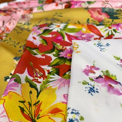 China LEC053 50D polyester anti-static high quality satin floral print digital chiffon fabric for sale