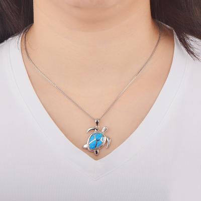 China New Winter Vintage Sweater Chain Big Turtle Necklace Tortoise Dangling Clavicle Chain for sale