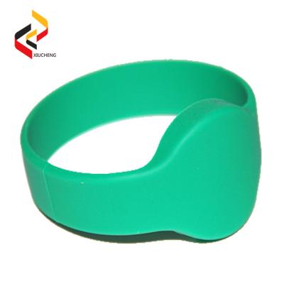 China Custom contactless sequential number printed party fabric RFID wristband for sale