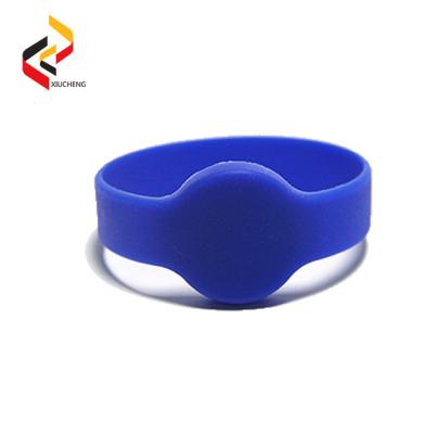 China Newest Waterproof Adjustable Silicone RFID hand Bracelets wristband for sale