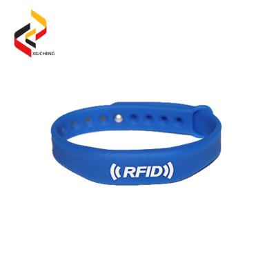 China Multi-functional HF UHF Chip Re-writable RFID NXP Ultralight C bracelet For Sport for sale