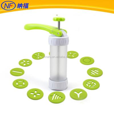 China Viable Small Plastic Cookie Making Gun With 12 Molds for sale