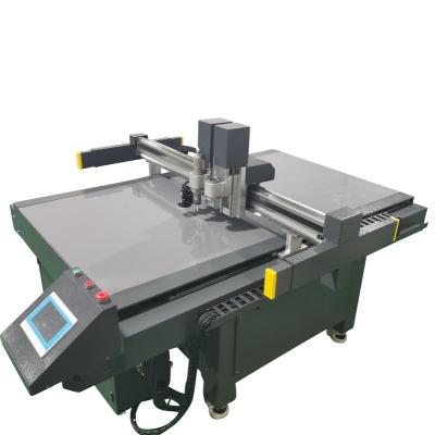 China Factory Import Gift Products Gift Cardboard Sample Box Automatic Label Slitter Flatbed Die Cutting Machine for sale