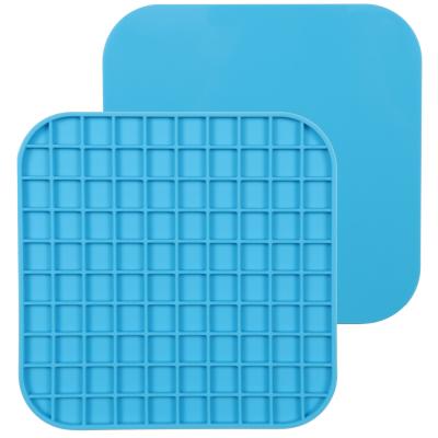 China New Sustainable Slow Food Mat With Suction Cup Anti-Clogging Slow Food Slow Food Pet Licking Mat for sale