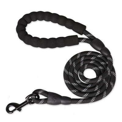 China 1.2mx0 8cm Thoughtful Low Price And High Cost Performance Nylon Pet Traction Rope Cat And Dog Elastic Belt for sale