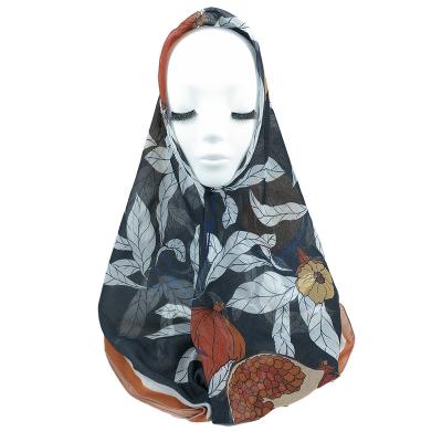 China Wholesale Flower Print Cover Up Polyester Cover Up Muslim Headscarf Muslim Hijab Bandana Scarf Dubai Hijab for sale