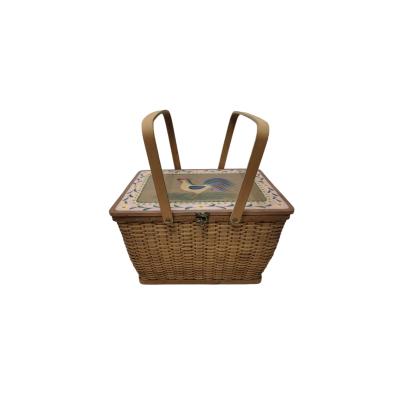 China Sustainable Picnic Basket With Lid Wicker Picnic Basket for sale