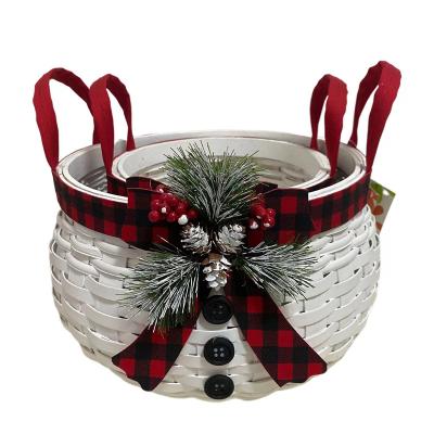 China Viable Round White Sprayed Basket With Plaid Fabric Basket Christmas Pine Cone Basket for sale