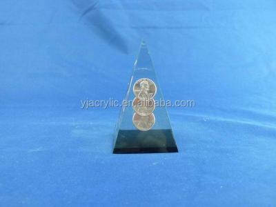 China Custom clear plastic acrylic pyramid of Africa with coin for sale