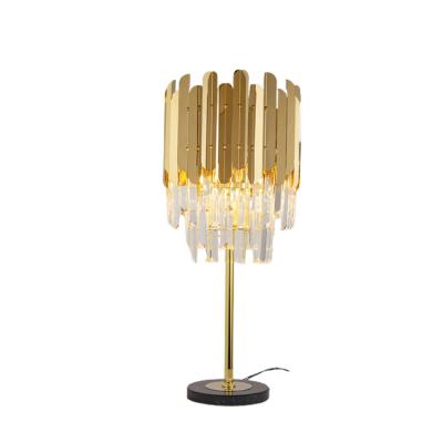 China Modern Creative Multifunctional Morden Lamps Decoration Living Room Bedside Gold Table Lamp for sale