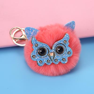 China Custom Heart Shaped Rabbit Fluffy Fur Balls Plush Fasion 2020 Pom Pom Keychain Pom Pom Keychain for sale